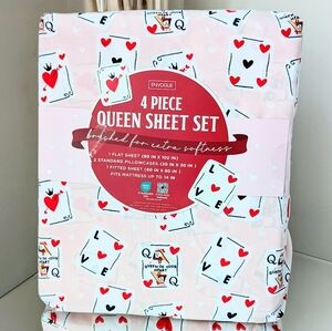 RARE Envogue Queen of Hearts 4PC QUEEN  Sheet Set LOVE Playing Cards